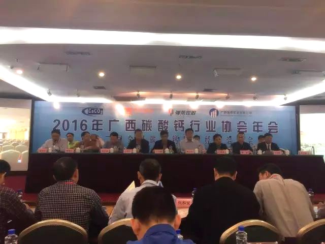 ڶȫ(gu)̼}g(sh)(jng)Q(mo)ǢՄ(hu)